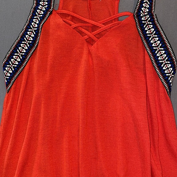 Summer Top - Picture 2 of 3